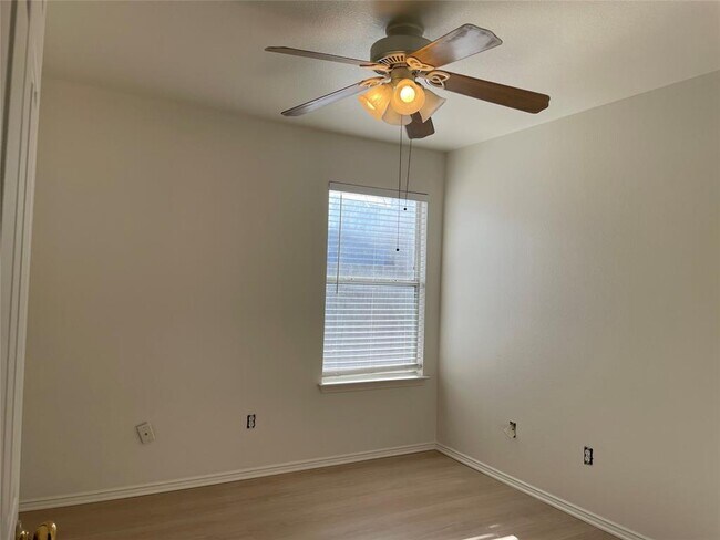 Building Photo - 289 Spring Branch Loop