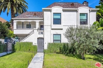 Building Photo - 9343 W Olympic Blvd