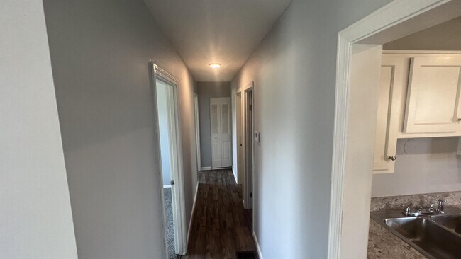 Building Photo - 186 Keebler Dr
