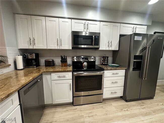 Building Photo - 16421 Millstone Cir
