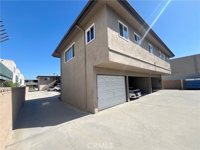 Building Photo - 4750 W Broadway