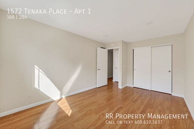 Building Photo - 1572 Tenaka Pl