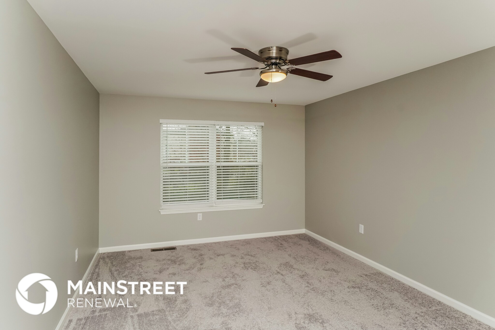 Building Photo - 2085 Paddle Wheel Dr