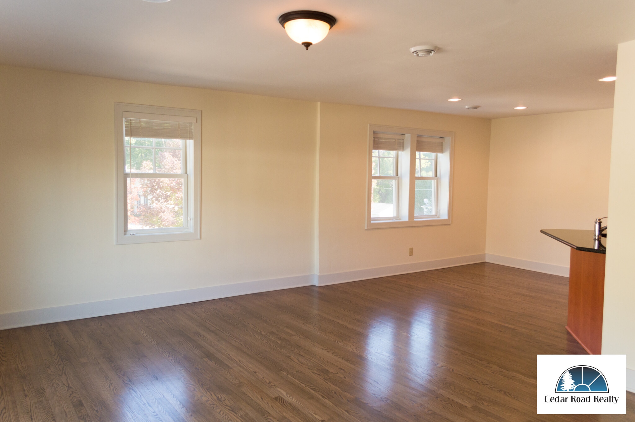 Building Photo - 209 E Jackson St