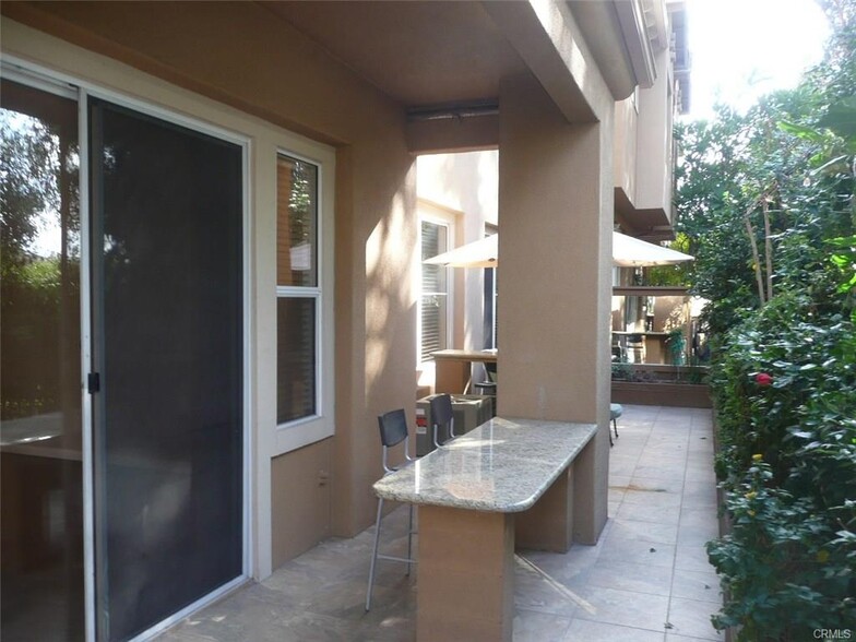 Building Photo - 2630 Dunstan Dr
