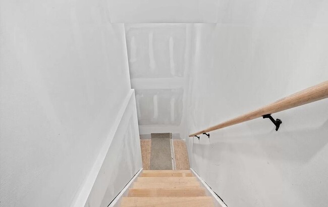 Building Photo - 4300 Steamboat Rd