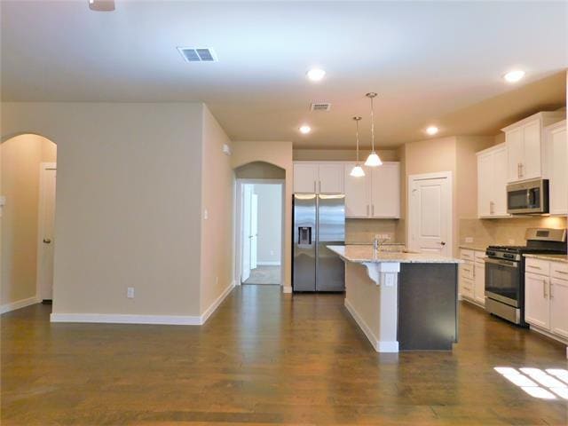 Building Photo - 2100 Paxton Way