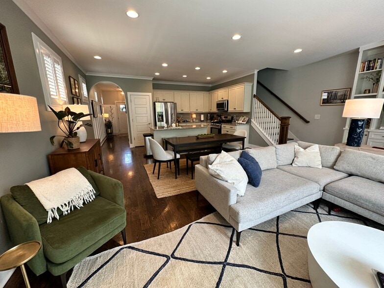 Building Photo - 1716 Northview Ave