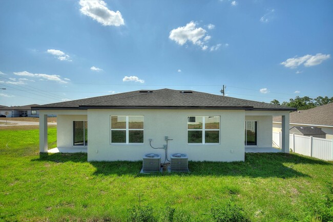 Building Photo - Deposit-Free! Modern, energy efficient hom...