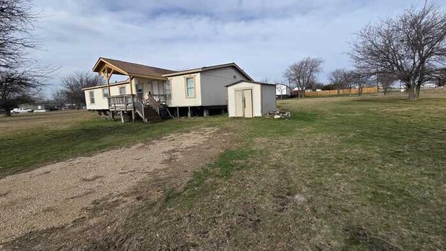Building Photo - House for rent