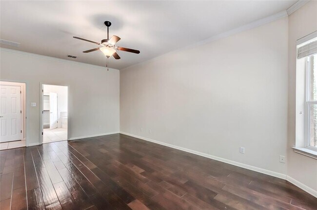 Building Photo - 116 Azimuth Dr