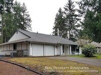 Building Photo - 9301 3rd Way SE