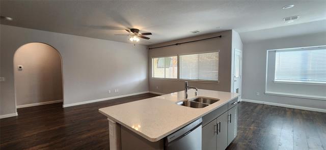 Building Photo - 1236 Rosebush Rd