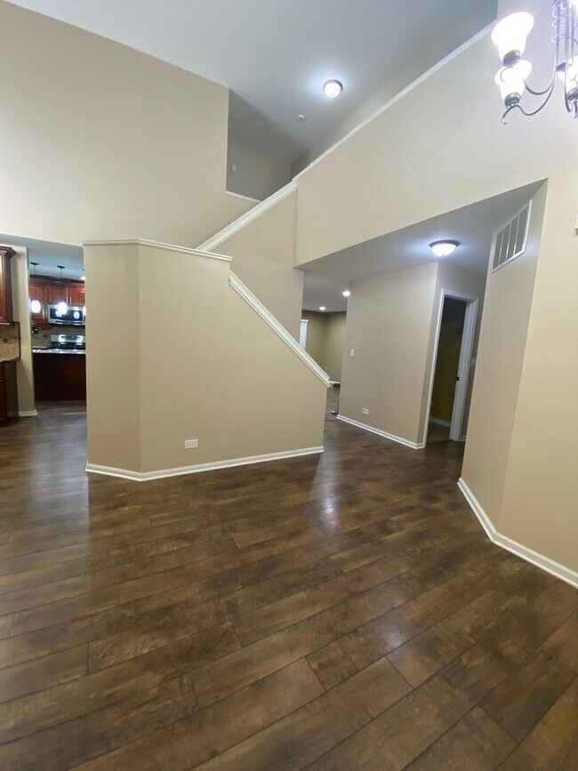 Building Photo - 1213 Pennsbury Ln
