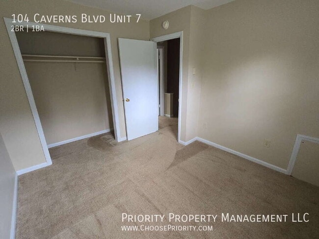 Building Photo - 104 Caverns Blvd