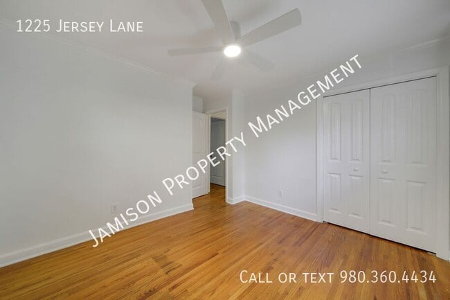 Building Photo - 1225 Jersey Ln