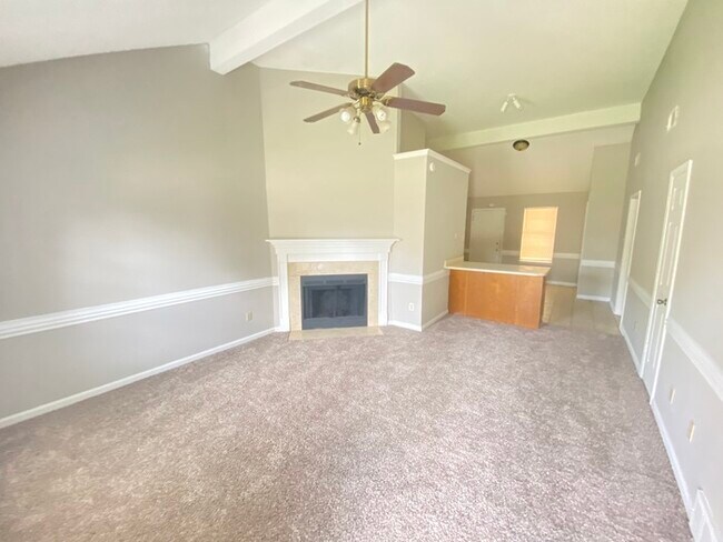 Building Photo - 5541 Oak Branch Cir - Available Now!