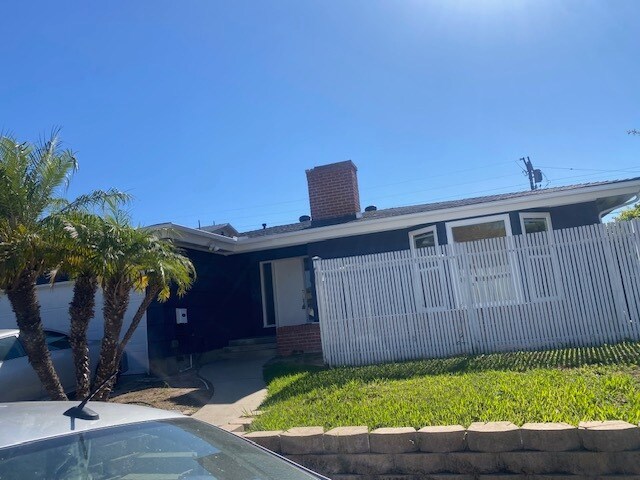 Building Photo - 6145 Mary Ln Dr