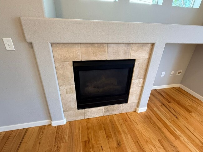 Building Photo - Modern 4-Bedroom Home in Renaissance Neighborhood Near Trails