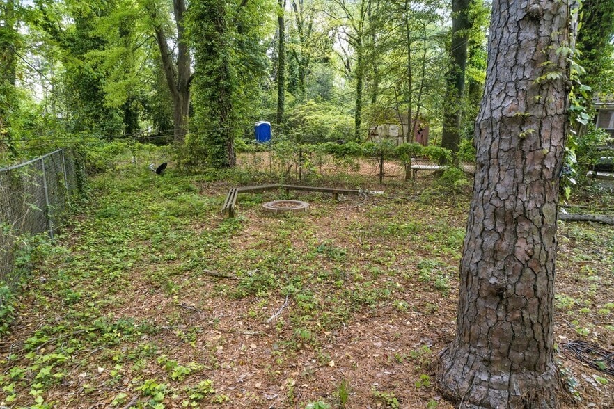 Building Photo - 2505 Mellville Ave