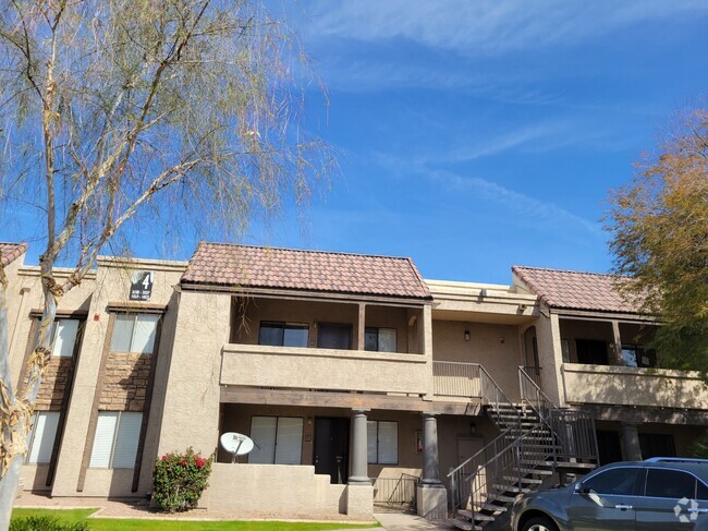 Quiet, 2nd Floor Unit - 5995 N 78th St