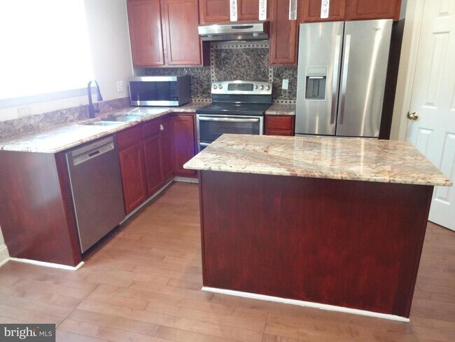 Building Photo - 13115 Quail Creek Ln