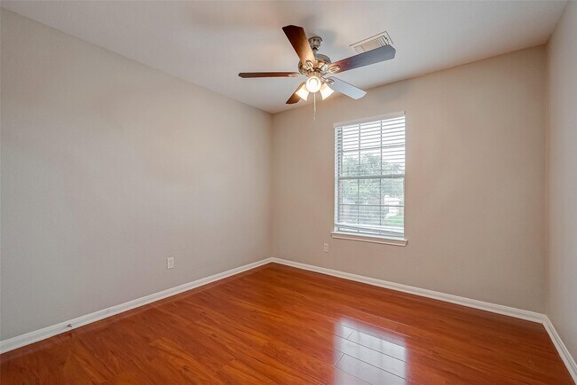 Building Photo - 9234 Windswept Grove Dr