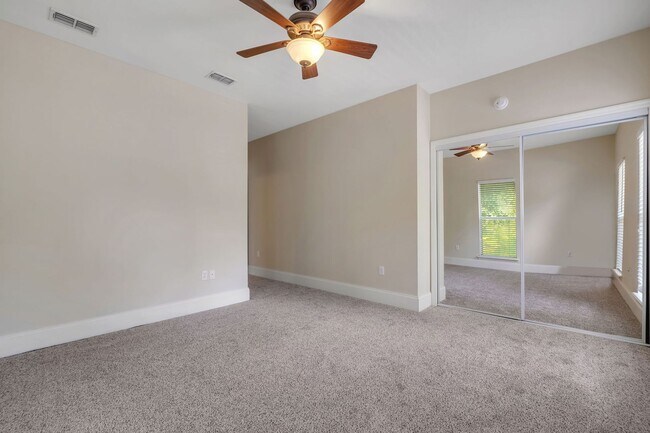 Building Photo - Midtown Tallahassee Townhome