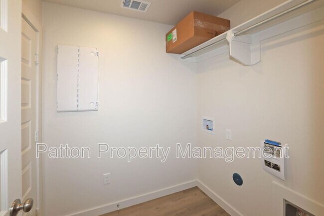 Building Photo - 8905 Tarrant Rd