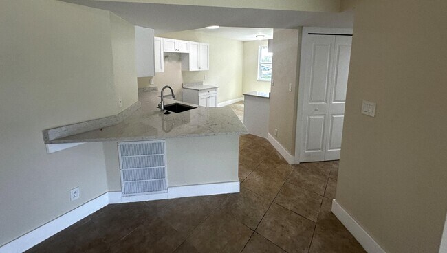 Building Photo - 8955 Wiles Rd