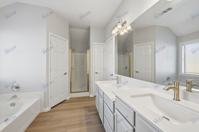 Building Photo - 309 Canterbury Dr