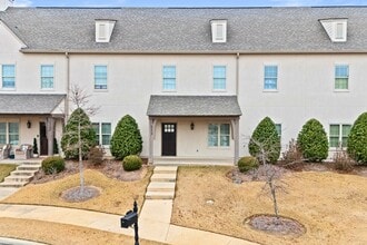 Building Photo - 2272 Pam Cir