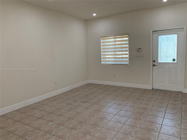 Building Photo - 14179 SW 126th Pl