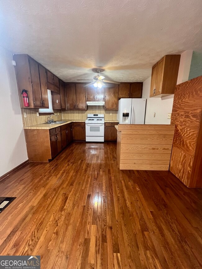 Building Photo - 2060 Kimber Trail