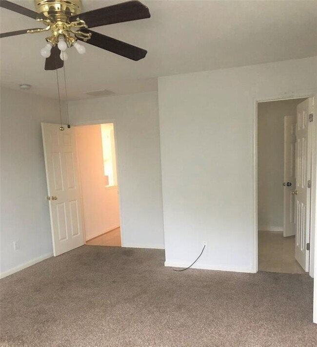 Building Photo - 3742 Granite Springs Ln