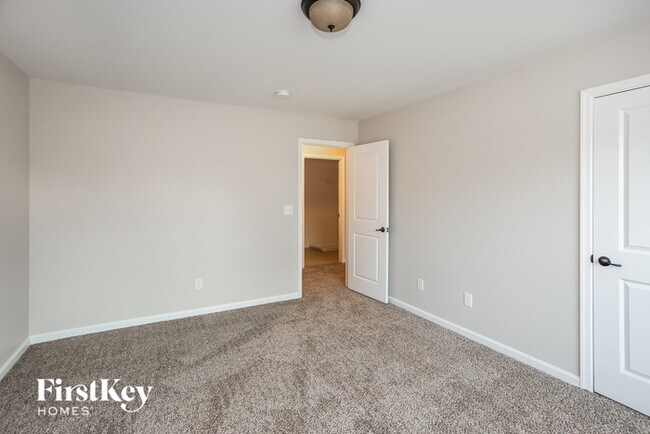 Building Photo - 7345 Elbens Ln SW
