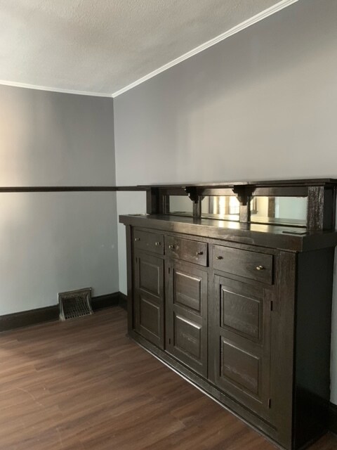 Dining Room Built-in cabinetry - 2648 Robinwood Ave
