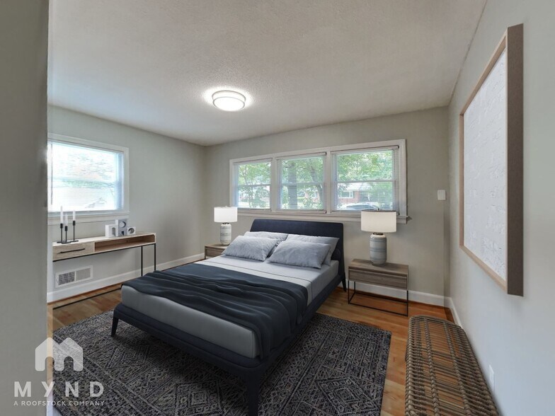 Building Photo - 907 Phillip St