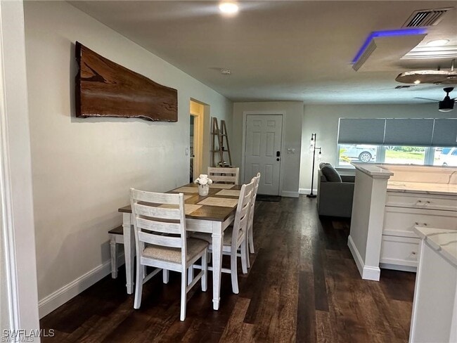 Building Photo - 723 Sabur Ct