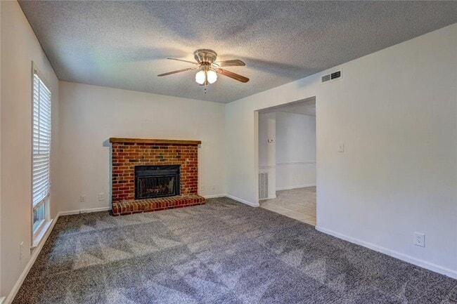 Building Photo - 164 Windermere Cir