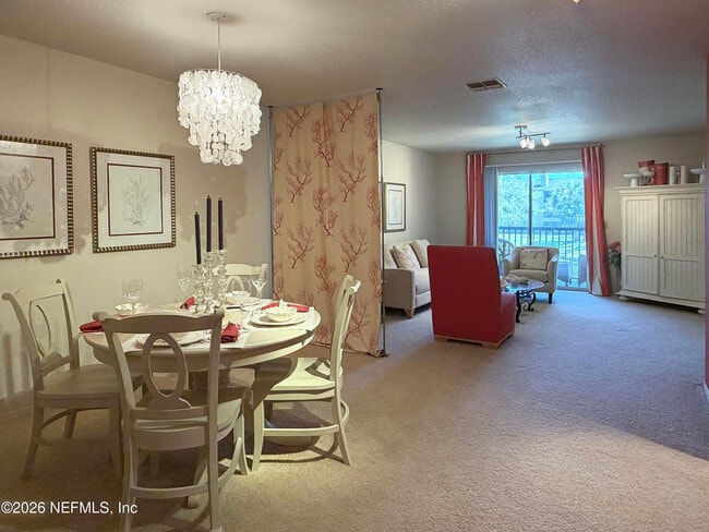 Building Photo - 11-11 Arbor Club Dr