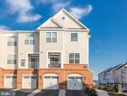 Building Photo - 23286 Southdown Manor Terrace