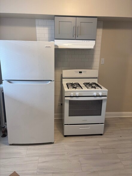 Building Photo - 6200-6202 S Whipple St