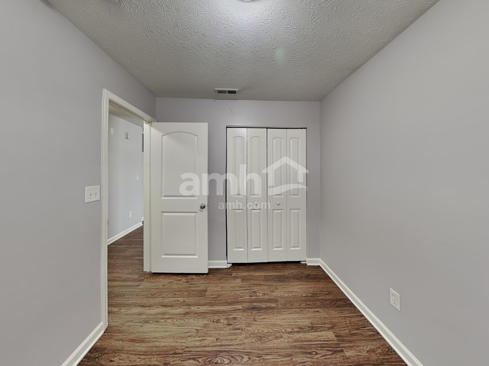 Building Photo - 784 Aerostar Court