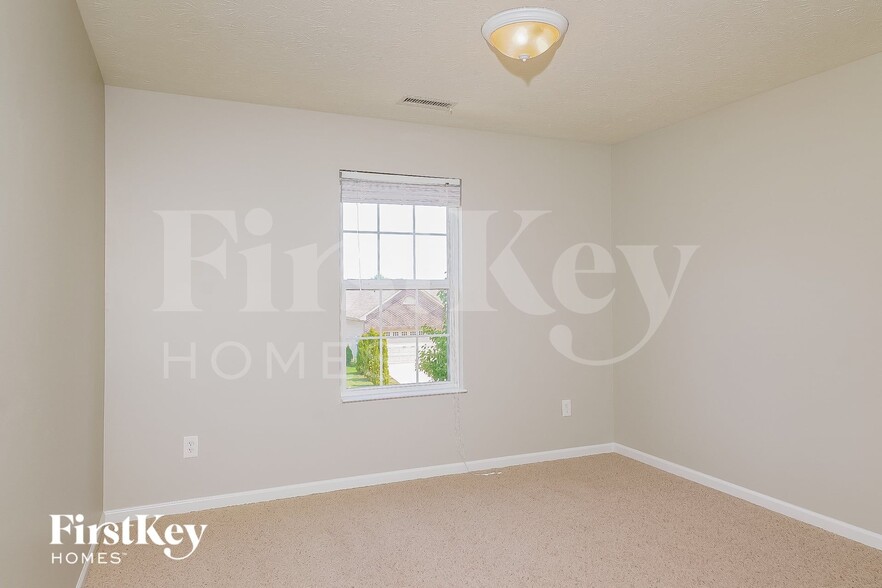 Building Photo - 3481 Enclave Crossing
