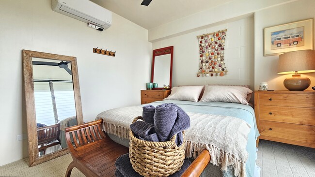 Building Photo - 2575 Khi Ave