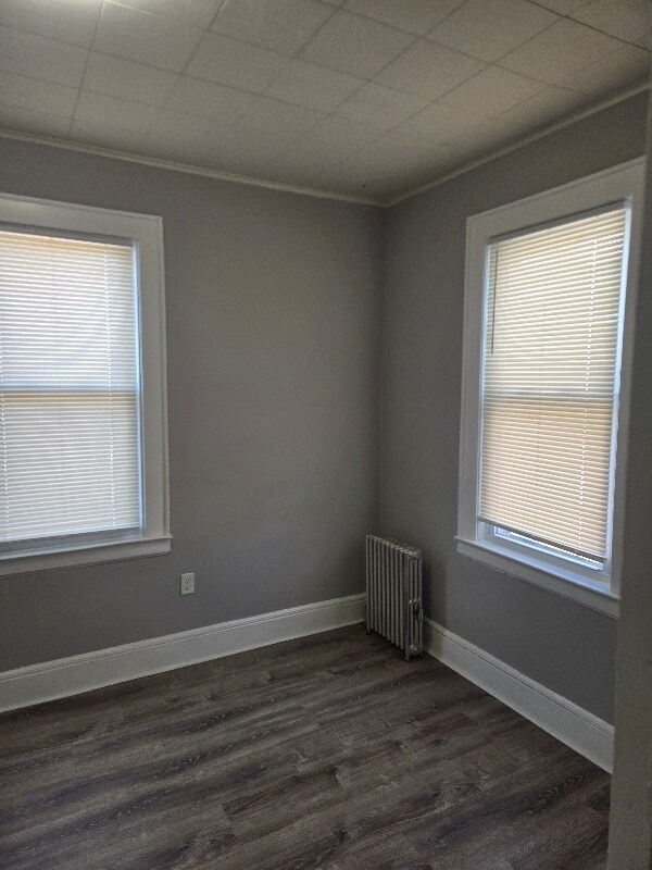 Building Photo - 204 W 16th St