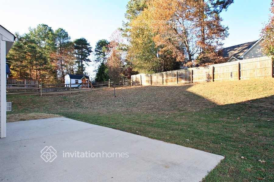 Building Photo - 416 Riverwalk Dr NW