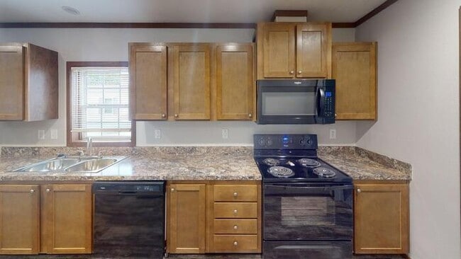 Building Photo - 120 Northwest Dr