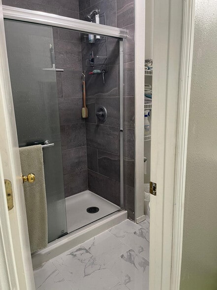 Building Photo - 3908 Suntrail Rd NW